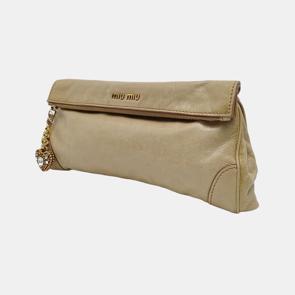 Miu Miu Beige Leather Clutch With Crystal Heart Charm - Picture 2 of 10